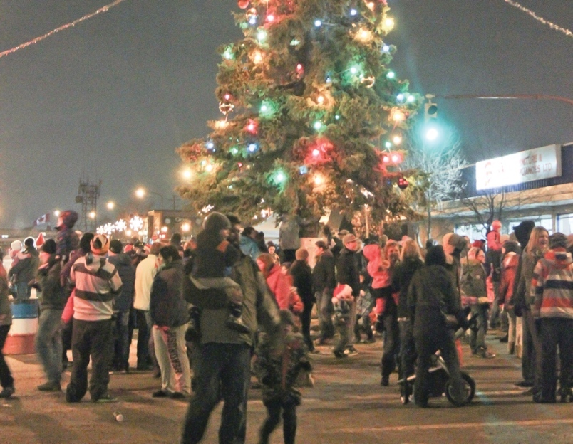 christmas tree light up rent a santa christmas tree light up rent a santa